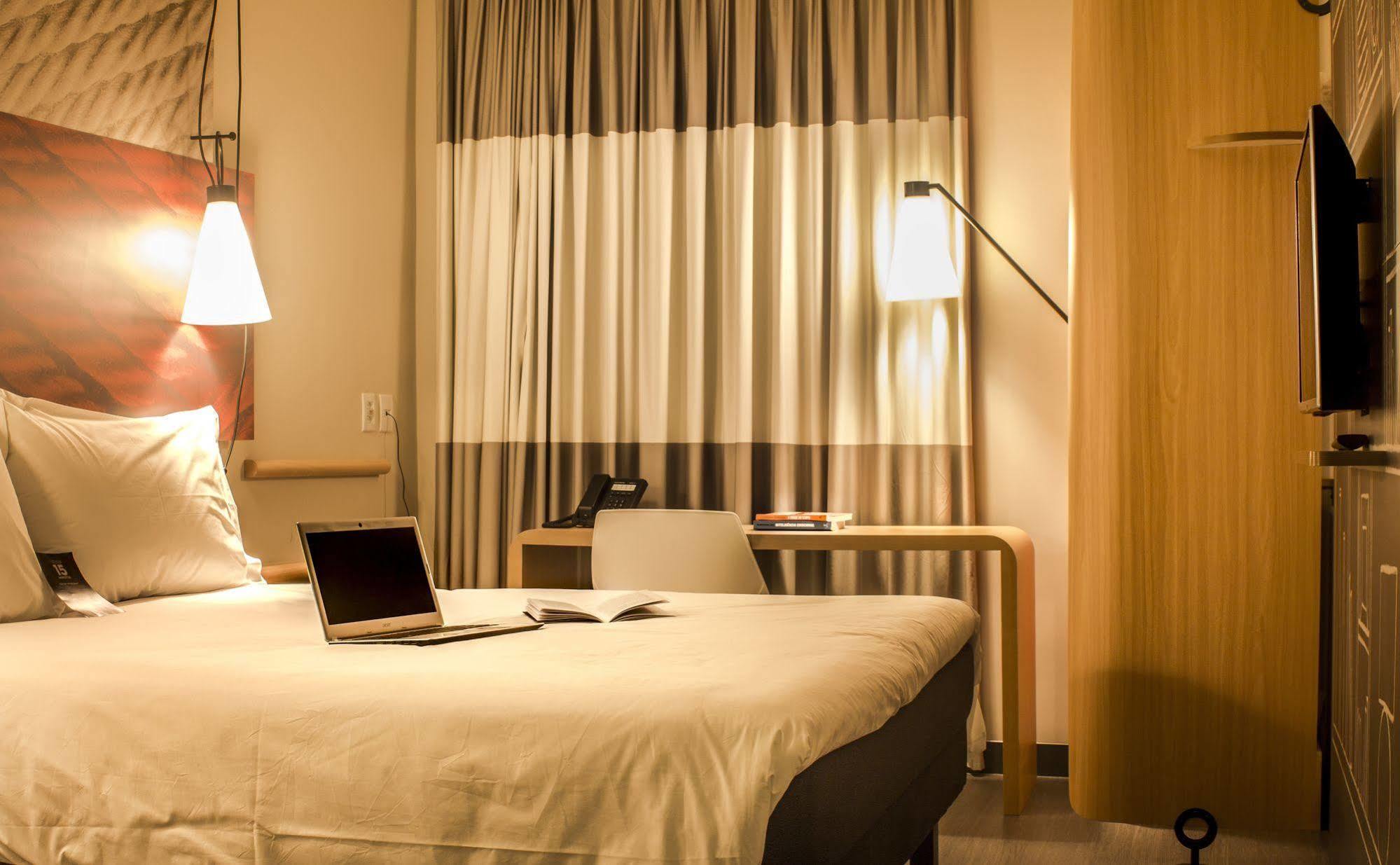 Hotel Ibis Guaiba Exterior foto